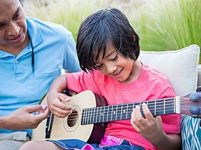 白山吉他辅导老师哪里找？